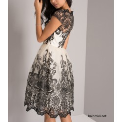 Бална Елегантна Рокля Бял Тюл с Черни Бродерии Бална Елегантна Рокля Бял Тюл с Черни Бродерии