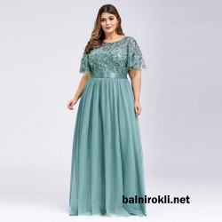 Абитуриентска Дълга Зелена Рокля Тюл и Бродерии Абитуриентска Дълга Зелена Рокля Тюл и Бродерии