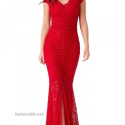 Дантелена Дълга Червена Рокля с Цепка