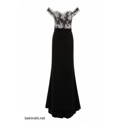 Дълга Елегантна Черна Рокля с Дантела Жарсе