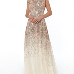 Бална Блестяща  Дълга Златиста Рокля Деколте 