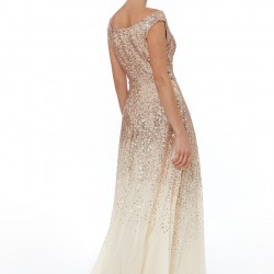 Бална Блестяща  Дълга Златиста Рокля Деколте 
