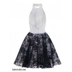 Елегантна Къса Рокля Бяло и Тъмносин Цвят Гол Гръб