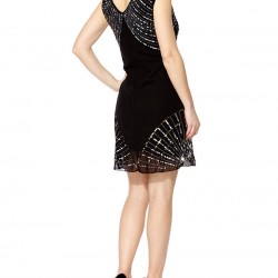 Елегантна Малка Черна Рокля Ретро Стил