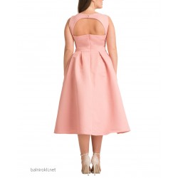 Елегантна Розова Рокля Сатен Макси Размери