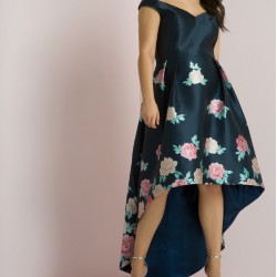 Елегантна Тъмносиня Рокля за Коктейл с Рози в Макси Размери