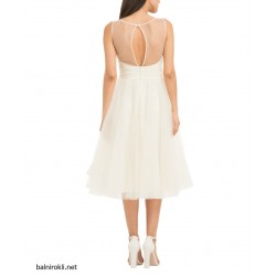 Елегантна Официална Рокля Цвят Крем Флорални Бродерии