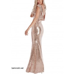 Елегантна Вечерна Рокля Цвят Шампанско Блестящи Пайети