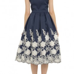 Елегантна Официална Тъмносиня Рокля Бели Цветя 1