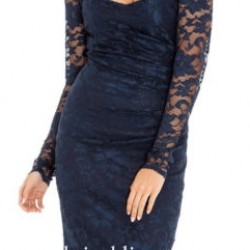 Елегантна Права Рокля в Тъмносиня Дантела