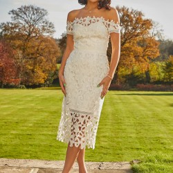 Елегантна Бяла Коктейлна Рокля Дантела