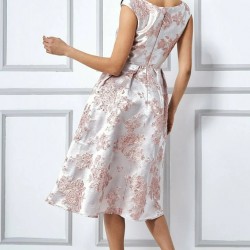 Елегантна Официална Светлорозова Рокля Средна Дължина 