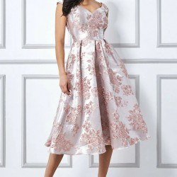 Елегантна Официална Светлорозова Рокля Средна Дължина 
