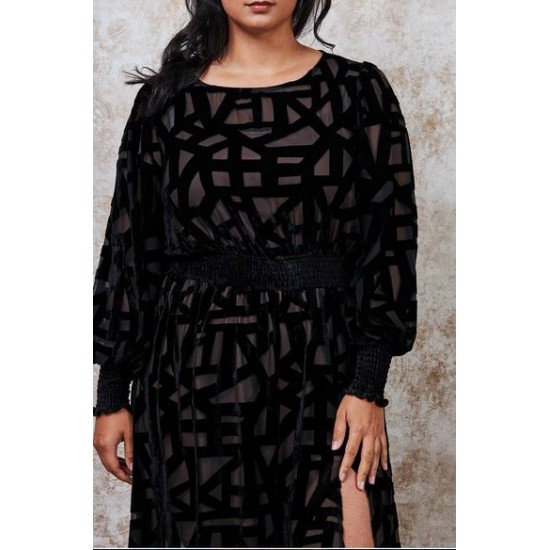 Дълга Елегантна Черна Рокля Велур Ръкави Цепка Макси Размери