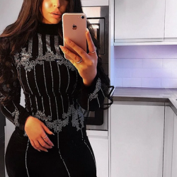 Велурена Елегантна Къса Черна Рокля Кристали Велурена Елегантна Къса Черна Рокля Кристали