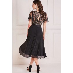 Елегантна Черна Миди Рокля Шифон Плисе Дантела Бродерия