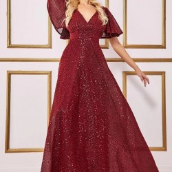 Блестяща Дълга Елегантна Рокля Цвят Бордо