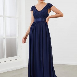 Елегантна Дълга Тъмносиня Рокля Бюстие Дантела