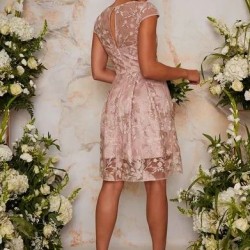 Елегантна Къса Официална Рокля Шампанско Флорал Елегантна Къса Официална Рокля Шампанско Флорал