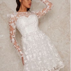 Бална Къса Бяла Рокля Бродерии Ръкави